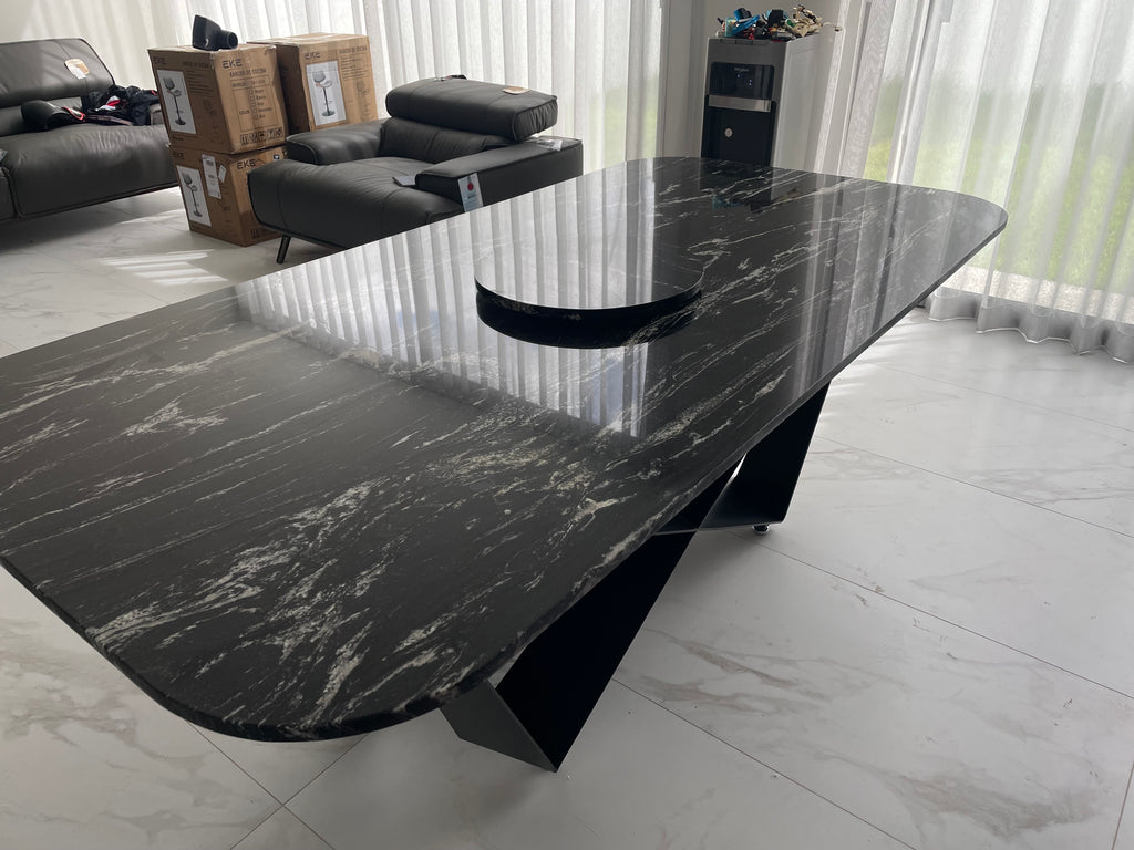 Comedor Danubio Granito Via Lactea