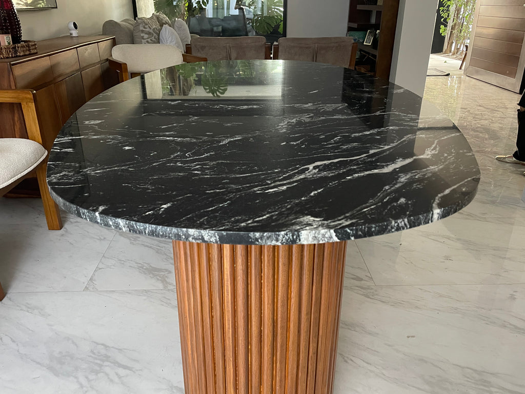 Comedor Volga rectangular  Granito Via Lactea