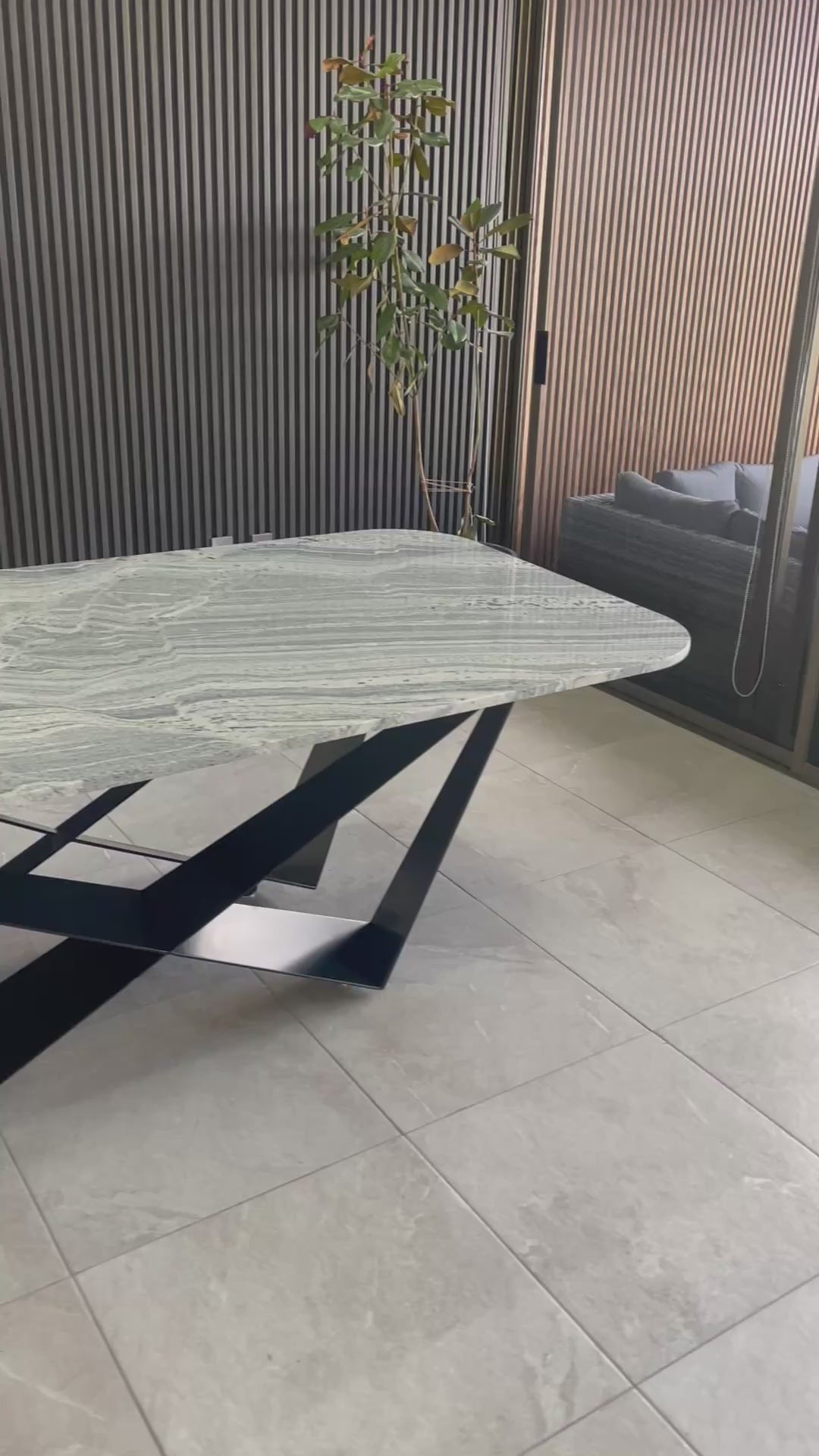 Comedor Danubio Antartic White
